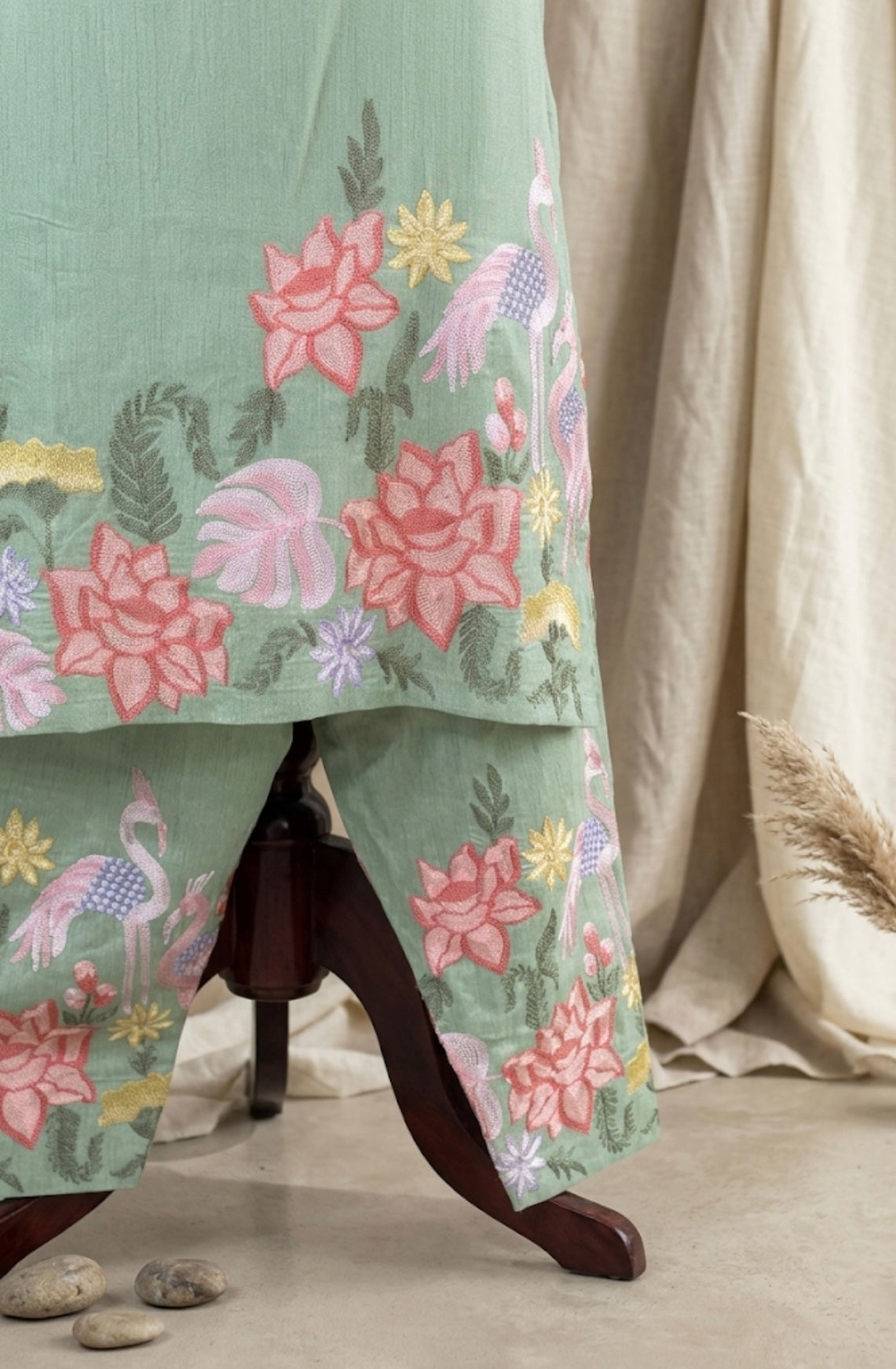 Mint Green Embroidered Kurta Set with Floral & Crane Motifs